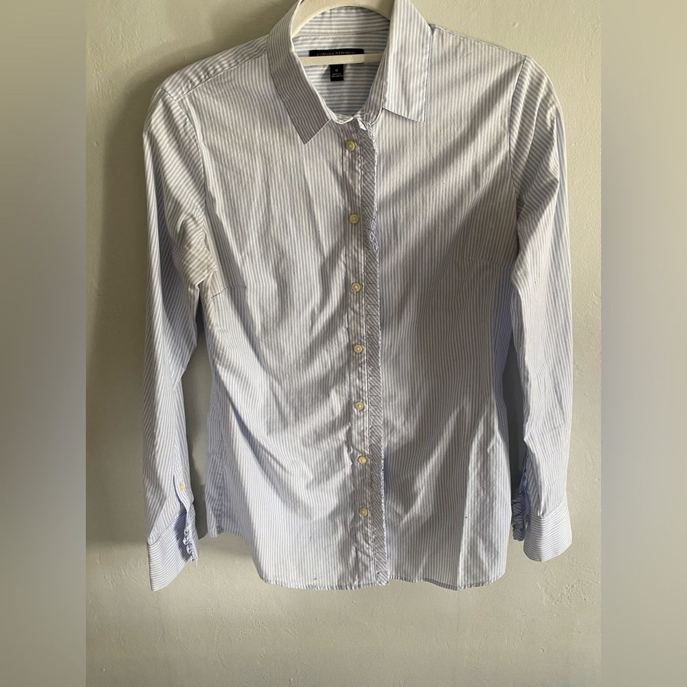 Banana Republic button down shirt - women’s size 6